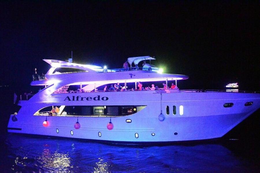 Dinner Yacht Trip - The Most Luxurious Yacht in Sharm El Sheikh